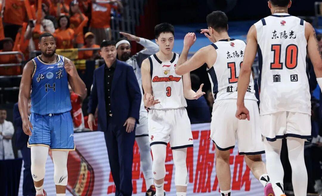 时隔53年尼克斯终圆梦，可他们为什么等了这么久？