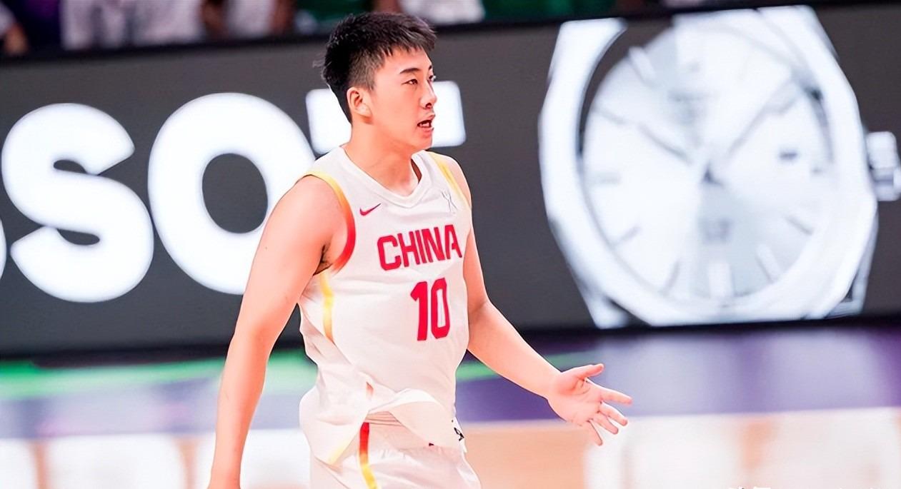 刘建宏:西班牙夺冠概率排在第二档,进攻两个翅膀断掉了很麻烦